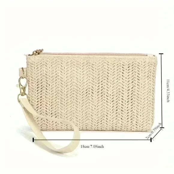 Bohemian Straw Clutch Bag - Picture 2 of 3
